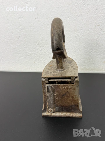 Чугунена ютия на жар / въглени. №7820, снимка 4 - Колекции - 53044081