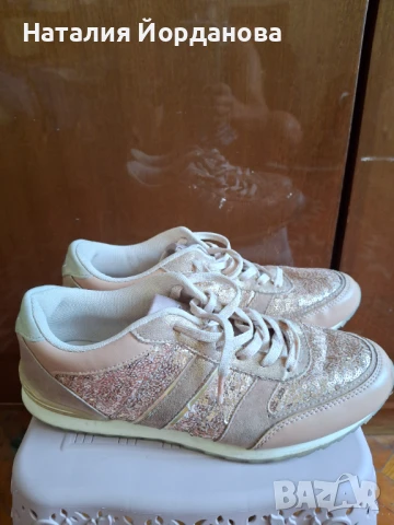 Дамски летни маратонки, снимка 2 - Маратонки - 51125324