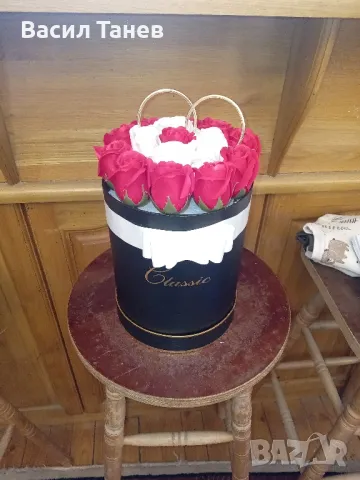 Кутия от вечни сапунени рози, снимка 5 - Ръчно изработени сувенири - 49235255