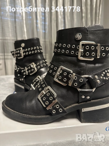 Guess боти, снимка 7 - Дамски боти - 52157527