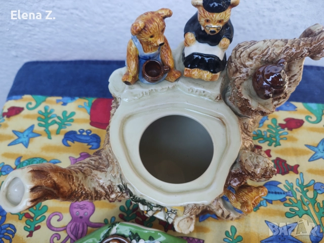 Голям подписан колекционерски чайник Paul Cardew , снимка 13 - Колекции - 52344404