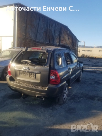 Kia Sportage 2009г. 2.0 16V на части, снимка 3 - Автомобили и джипове - 53784587