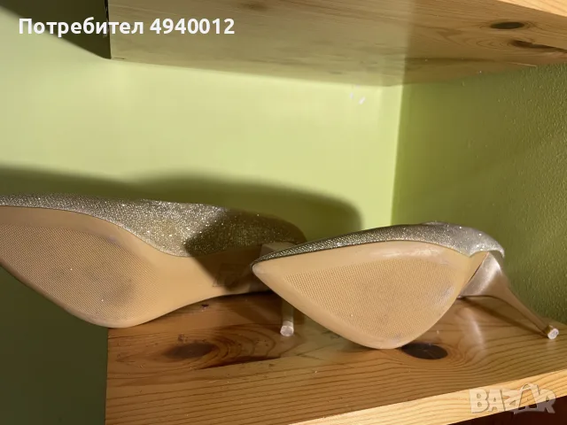 Златисти обувки на висок ток, снимка 3 - Дамски обувки на ток - 55956576