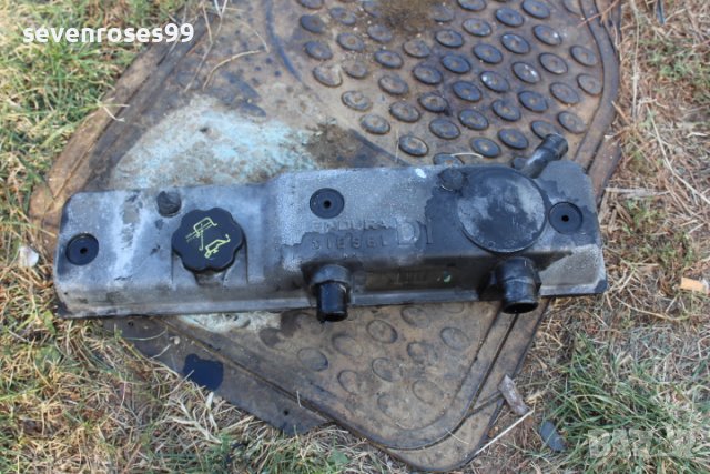 Капак двигател разпределителен вал Форд Фокус 1 1.8tdci 90 Ford Focus 2000 хечбек YS4Q-6007-CA