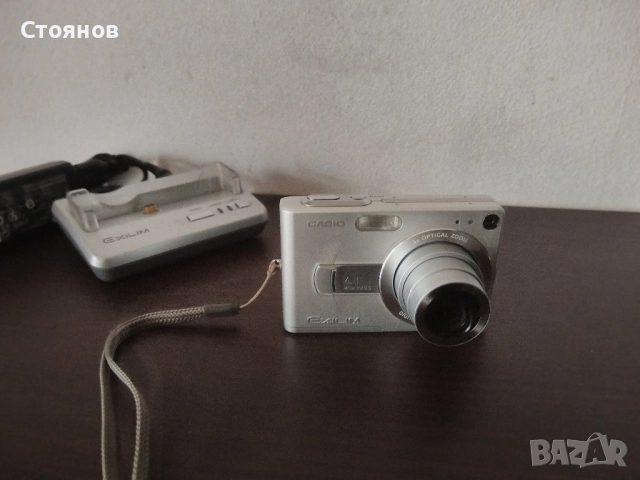 Камери Casio EXILIM Japan, снимка 14 - Фотоапарати - 48779823