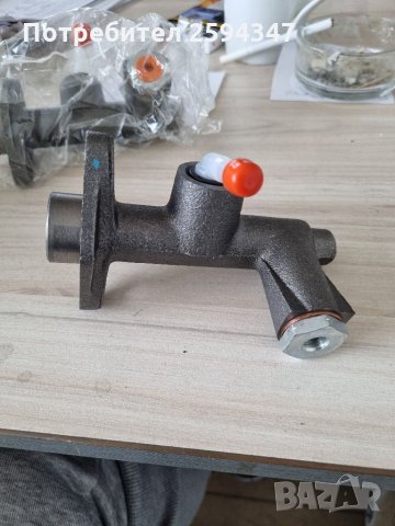 KIA BESTA 2.2D K2700 BONGO ПОМПА СЪЕДЕНИТЕЛ ГОРНА 