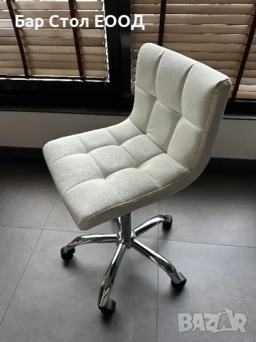 Стол на колелца Queens, снимка 10 - Столове - 43195980