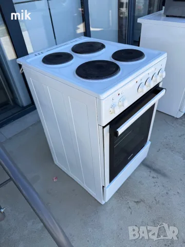 печка с метални котлони Gorenje , снимка 4 - Печки, фурни - 56067810