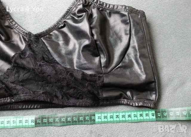 Кожено късо бюстие с дантела отпред M/L (80-85B/C), снимка 6 - Корсети, бюстиета, топове - 40893727