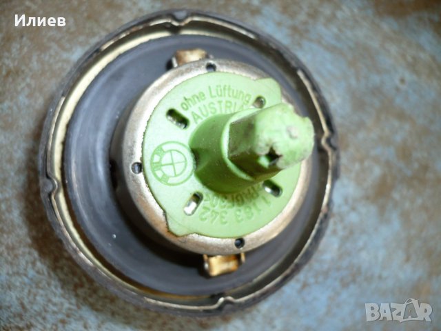 Капачка резервоар BMW, снимка 3 - Части - 33841113