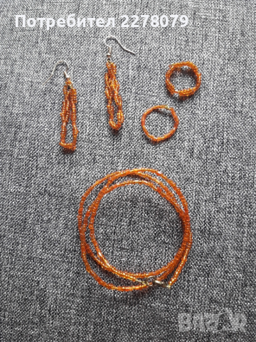 Комплект бижута от мъниста кехлибар - ръчна изработка, снимка 2 - Бижутерийни комплекти - 44824557