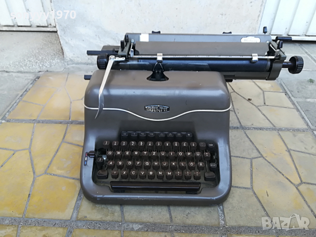 TRIUMPH MATURA-GERMANY 1903221645