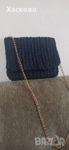 Ръчно плетени дамски чанти.Цена на брой-50лв., снимка 5 - Чанти - 41828357