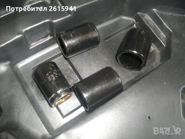 Немски Ел.Гайковерт-300Nm-UNITEC-Почти Нов-Старо Качество-ОТЛИЧЕН-1/2 Захват-Комплект, снимка 12 - Други инструменти - 40894779