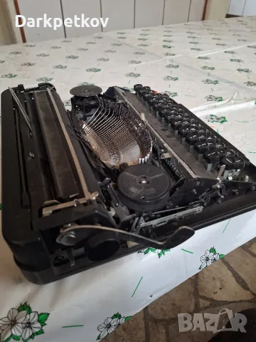 пишеща машина