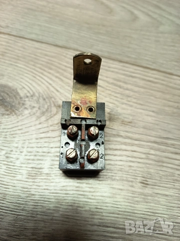 Двуполюсен термо прекъсвач за бойлери и други