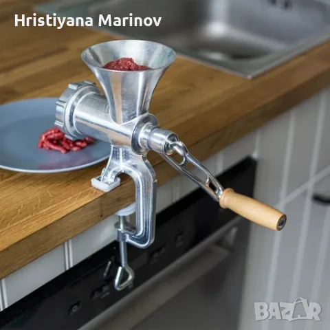 Ръчна мелноца за месо и домати, снимка 3 - Месомелачки - 56038907