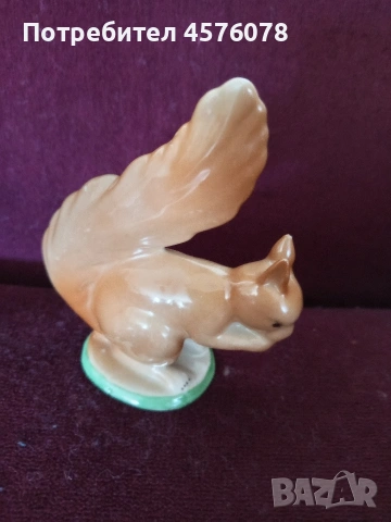 българска фигурка на катерица
