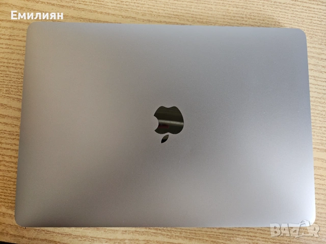 Macbook Pro 13 2018  QuadCore  512GB, 4 TB ports, Mac Os и Windows 111, снимка 3 - Лаптопи за дома - 53594840