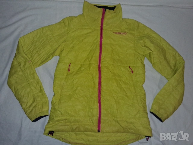 2 броя - Norrona Falketind Warm1 caviar (S) и (М ) дамска горница (яке) , снимка 13 - Якета - 30607687