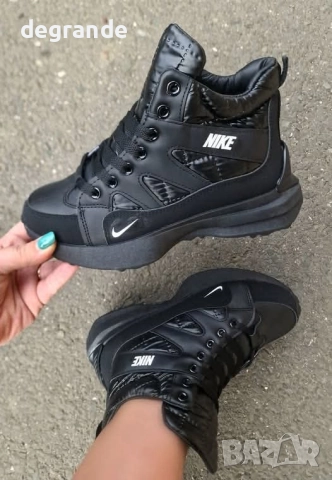 Дамски спортни боти Nike с дебела топла вата