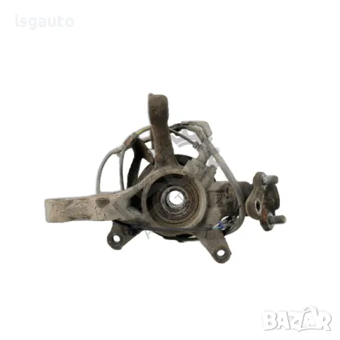 Преден десен шенкел Toyota RAV4 II 2000-2006 ID: 136225, снимка 2 - Части - 47629048