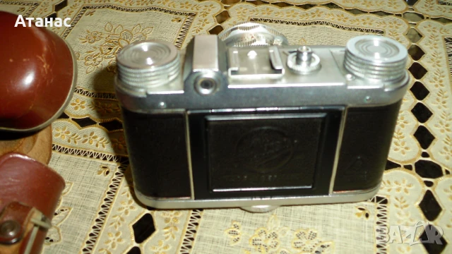 РЯДЪК НЕМСКИ ФОТОАПАРАТ - ALTIX с обектив Carl Zeiss Jena Tessar 2.8 / 50.и светкавица , снимка 5 - Фотоапарати - 50803770