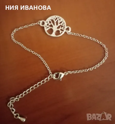 Гривна цвят сребро