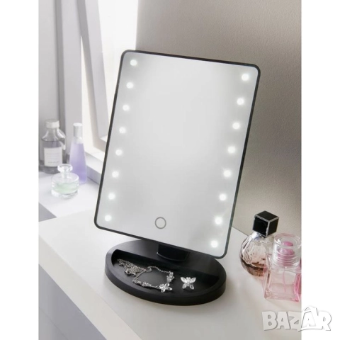 Настолно огледало