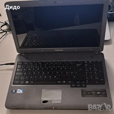 Лаптоп Samsung , снимка 3 - Лаптопи за работа - 53177409