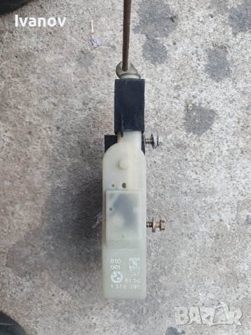 Ключалка заден капак бмв е34 брава машинка централно заключване заден капак бмв е 34, снимка 3 - Части - 41929786