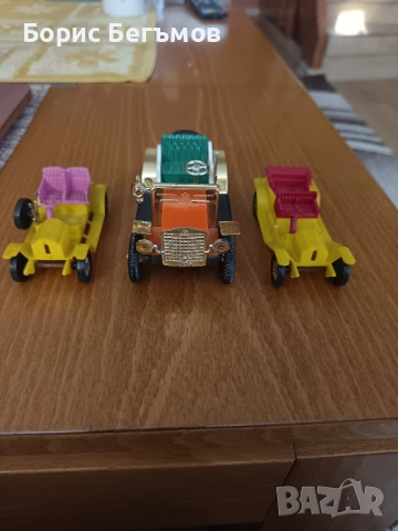 Лот колекционерски колички 3 за 10 евро.