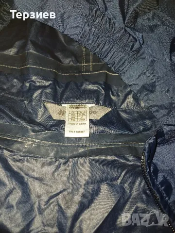 Продавам ветровка, снимка 2 - Детски якета и елеци - 47769883