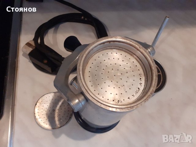 Унгарска алуминиева кафеварка от соца., снимка 6 - Кафемашини - 40953921