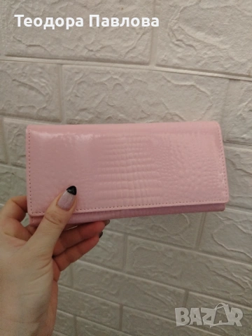 Дамско портмоне , снимка 2 - Портфейли, портмонета - 53472950