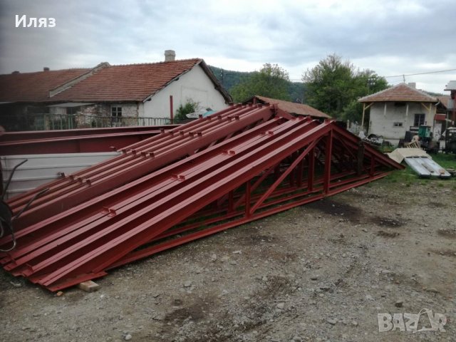 Продавам метална конструкция