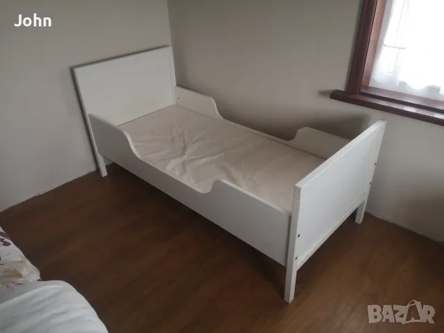 Детско дървено легло IKEA с матрак и подматрачна рамка (70x160 cm)