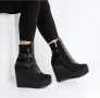 Черни боти на платформа - Велур, снимка 2
