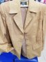 Продавам дамско бежово велурено сако , снимка 4