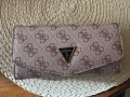 Дамско портмоне Guess, снимка 1