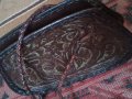 Стара дамска кожена чантичка ръчна маисторска изработка с красиви флорални орнаменти 38777, снимка 13