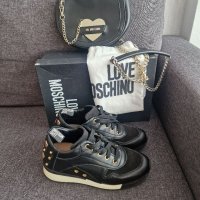 Чанта и сникърси Moschino , снимка 2 - Кецове - 40341617