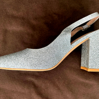 Комплект дамски официални обувки и малка чантичка тип „портмоне”., снимка 2 - Дамски елегантни обувки - 44826105