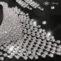 Луксозен дамски комплект бижута с кристали от 2 части “Larissa”📿💎, снимка 1 - Бижутерийни комплекти - 41891035
