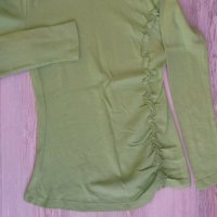 Дамска блуза с дълъг ръкав М-Л, снимка 2 - Блузи с дълъг ръкав и пуловери - 35991786
