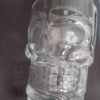 Чисто нова халба за бира череп, 500 мл от дебело 3.5 ММ прозрачно стъкло , снимка 1 - Чаши - 42138830