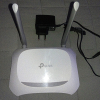 WiFi Рутер TP-Link TL-WR840N v6 - 300 Mbps, снимка 2 - Рутери - 41572250