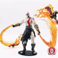 Екшън фигурa God of War - Kratos with Flaming Blades of Athena, снимка 2 - Аксесоари - 39933857