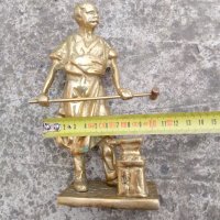 Стара масивна бронзова статуетка на ковач, снимка 3 - Антикварни и старинни предмети - 39716364