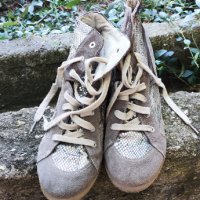 Дамски обувки, в добро състояние, снимка 1 - Дамски ежедневни обувки - 41920502